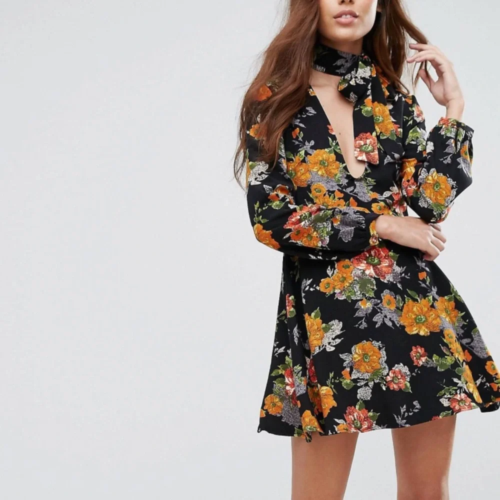 Nasty Gal Glamorous Floral Long Sleeve Mini Dress - Picture 3 of 8